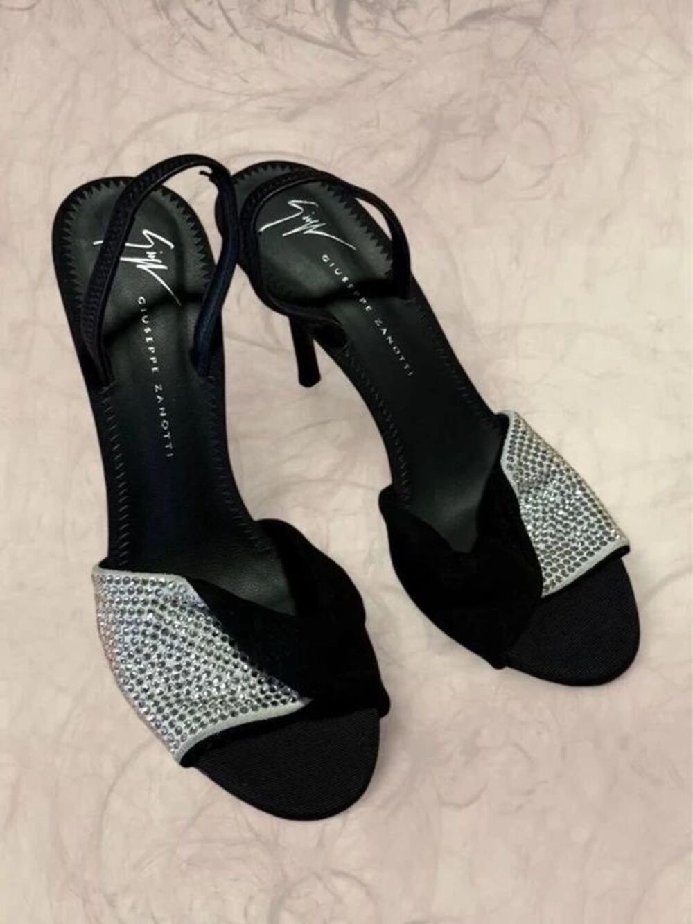 giuseppe zanotti black heels
